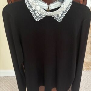 Cable and Gauge Beautiful NEW Black Pullover Sweater Size Large with Lace Collar